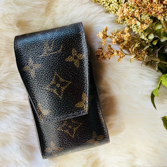💯Authentic LOUIS VUITTON MONOGRAM CIGARETTE HOLDER - Picture 2 of 6